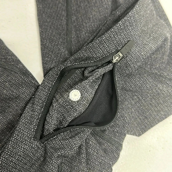 Lululemon Speed Up Tight 28" Power Luxtreme Variegated Knit Gray Black Size 4 - Picture 9 of 11